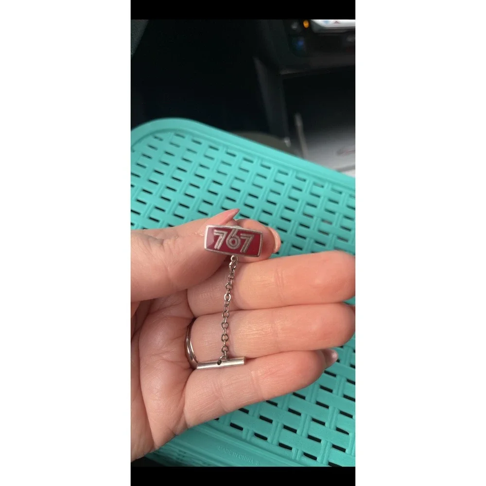Boeing 767 Enameled Tie Tack‎ Lapel Pin